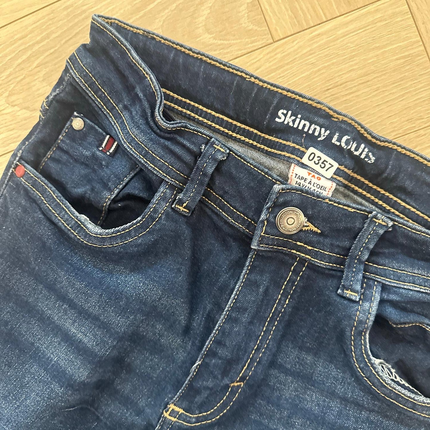 Pantalon Tape à l'oeil : 14 ans