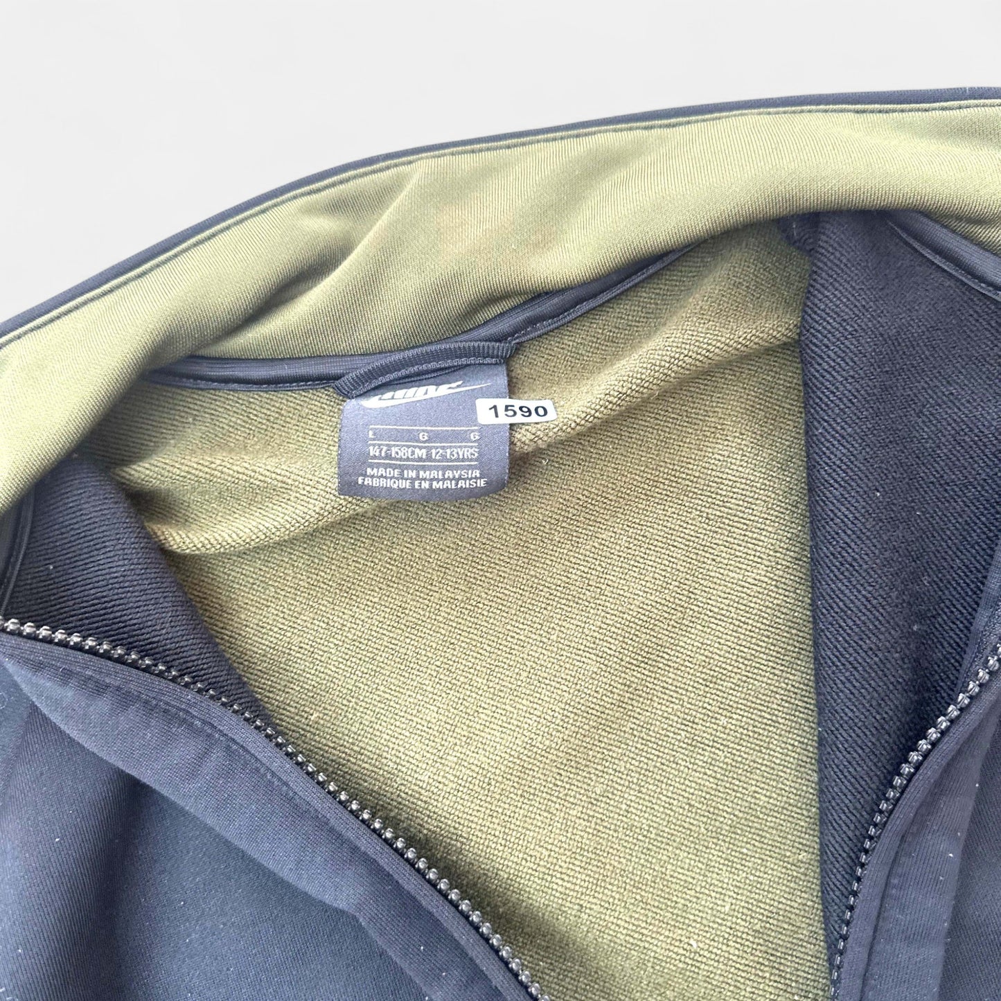 Veste sport Nike : 12 ans