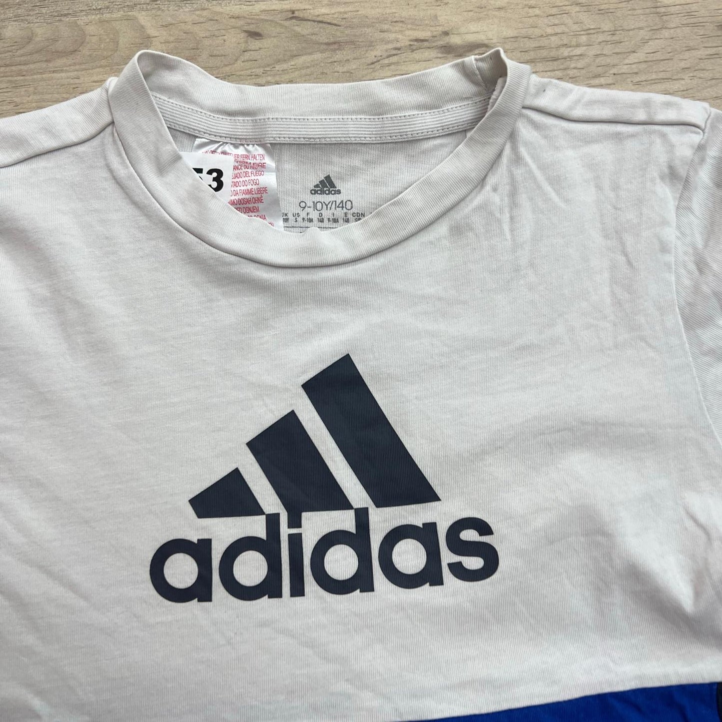 T-Shirt Adidas : 10 ans
