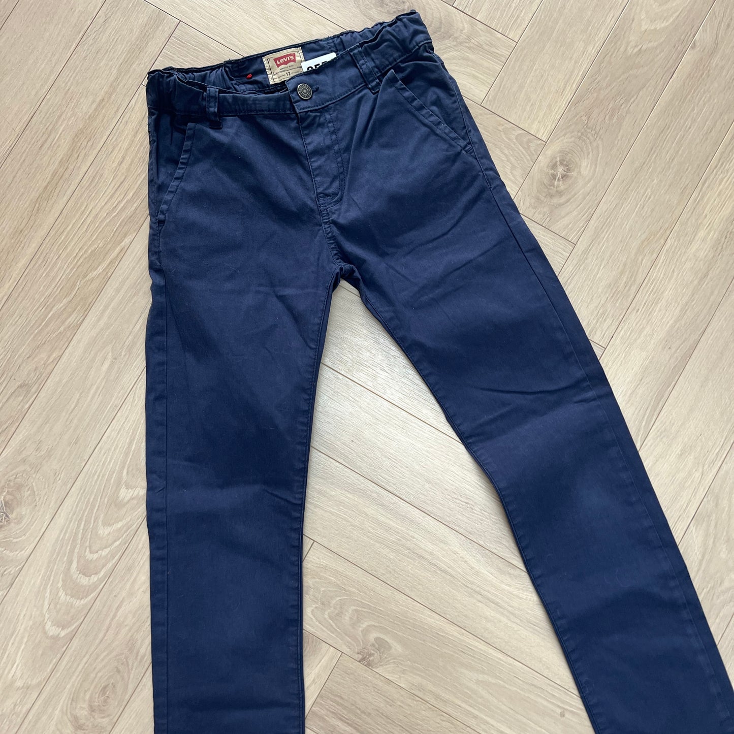 Pantalon Levis : 12 ans