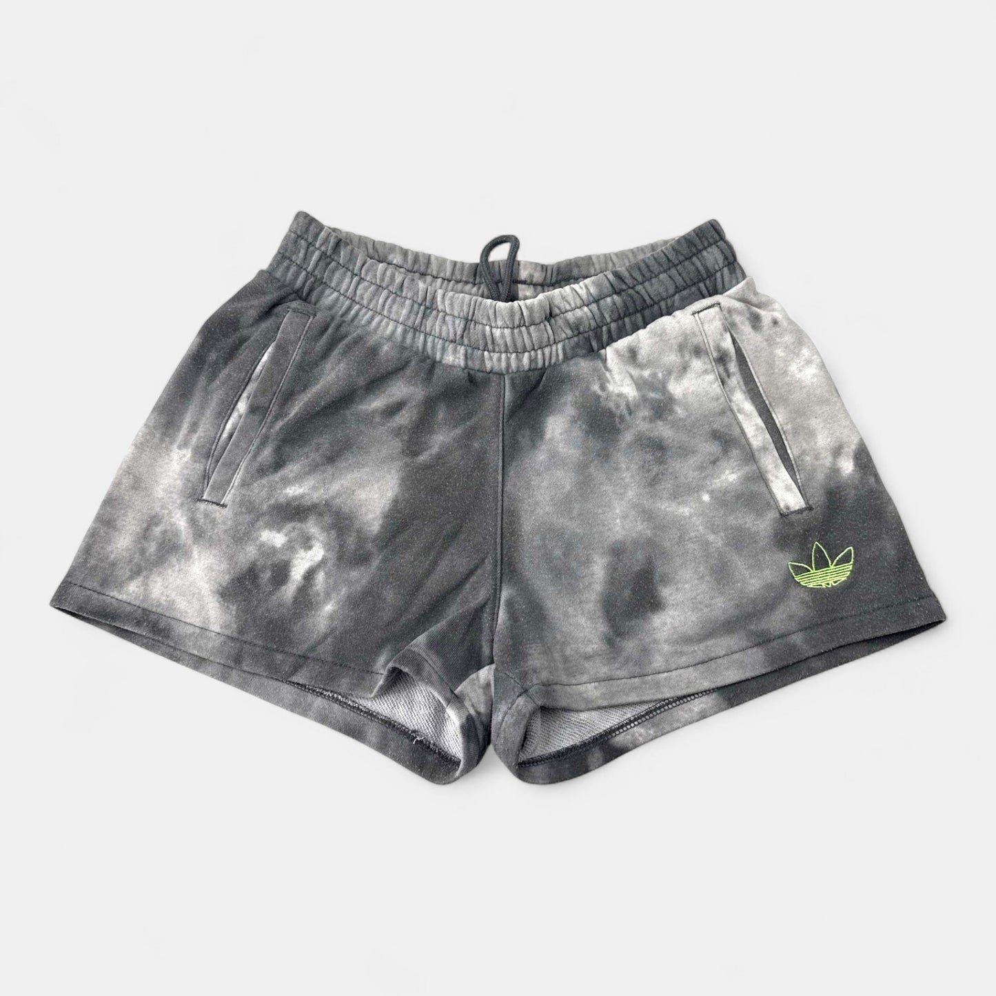 Short Adidas : 14 ans