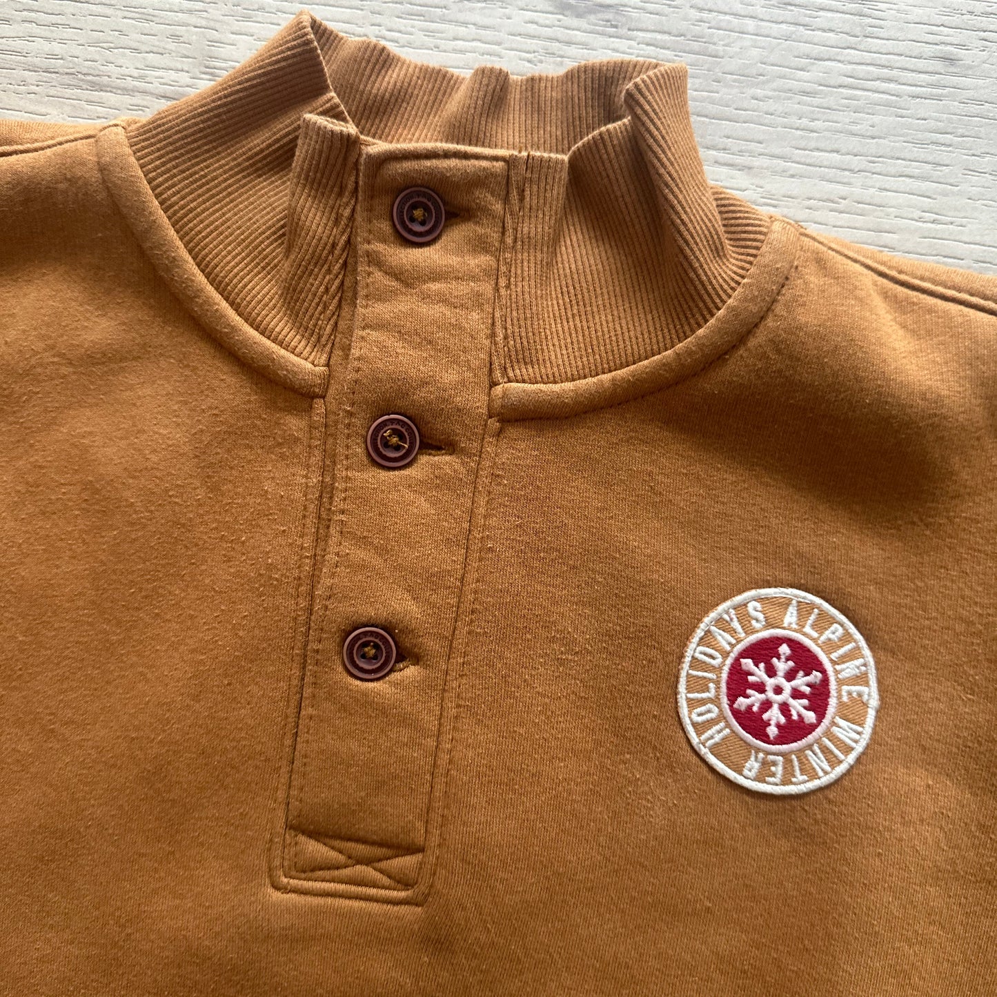 Pull Tape à l'oeil : 14 ans