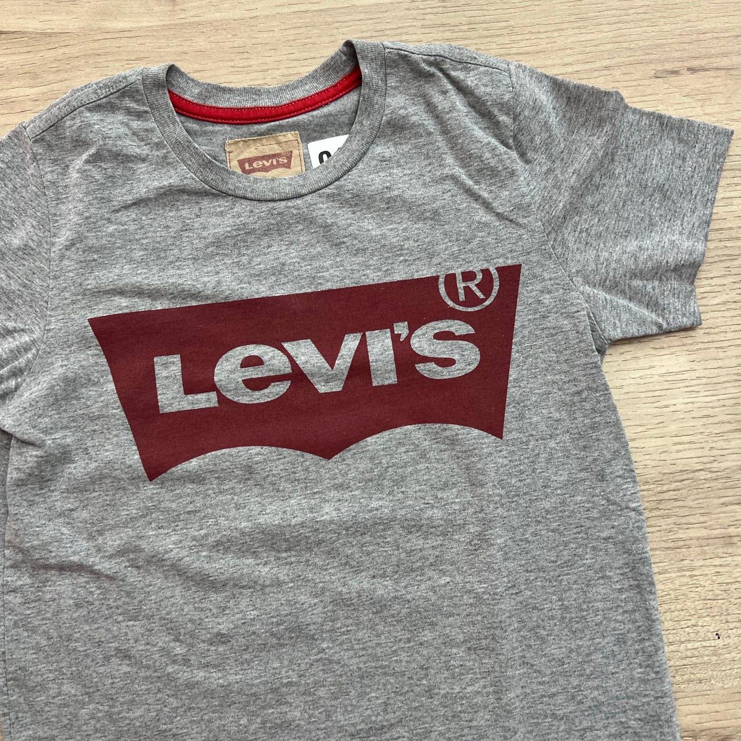 T-Shirt Levis : 8 ans