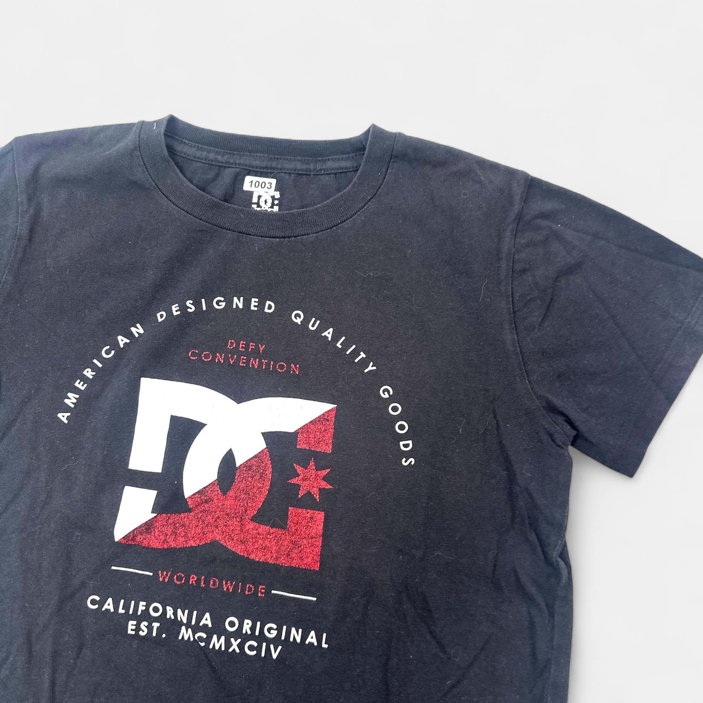 T-Shirt Defy Convention : 14 ans