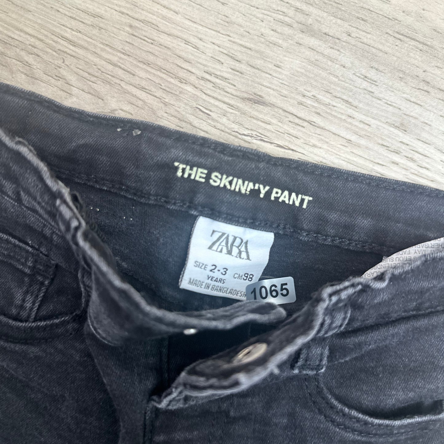 Pantalon Zara : 3 ans