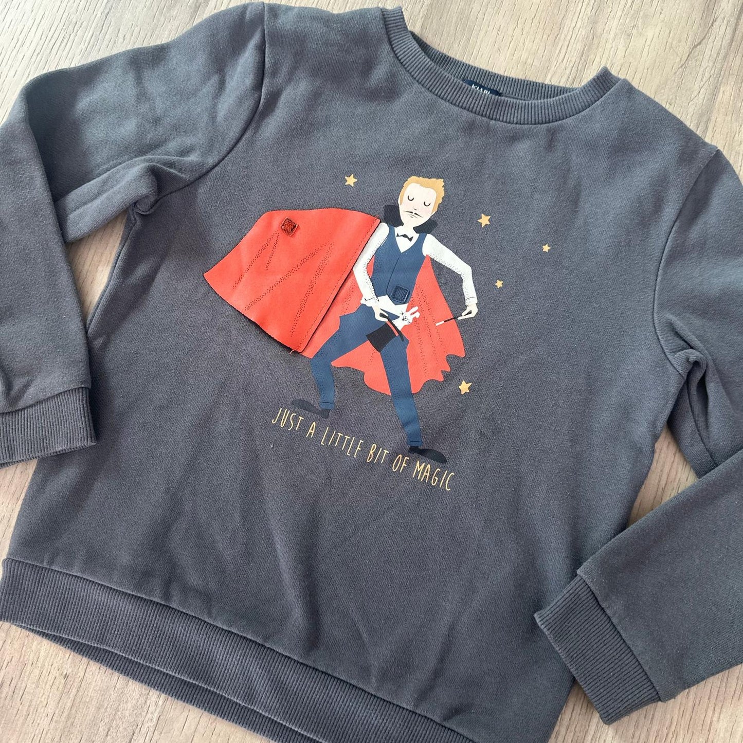 Pull Kiabi : 8 ans