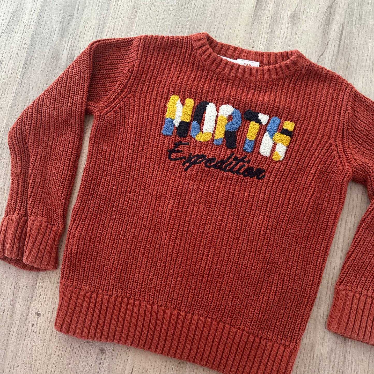 Pull Tape à l'oeil : 4 ans