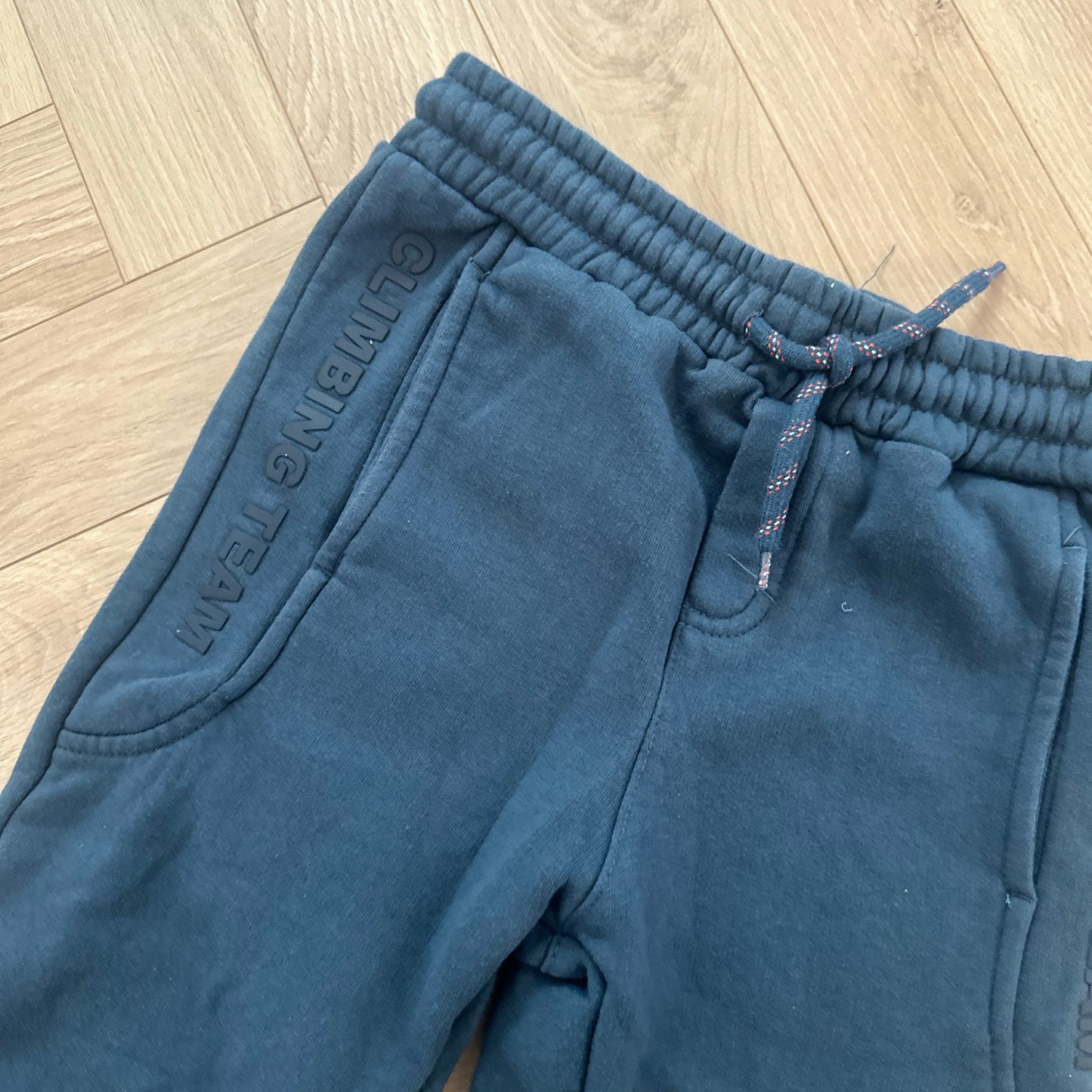 Tenue de sport Tape à l'oeil : 9 ans