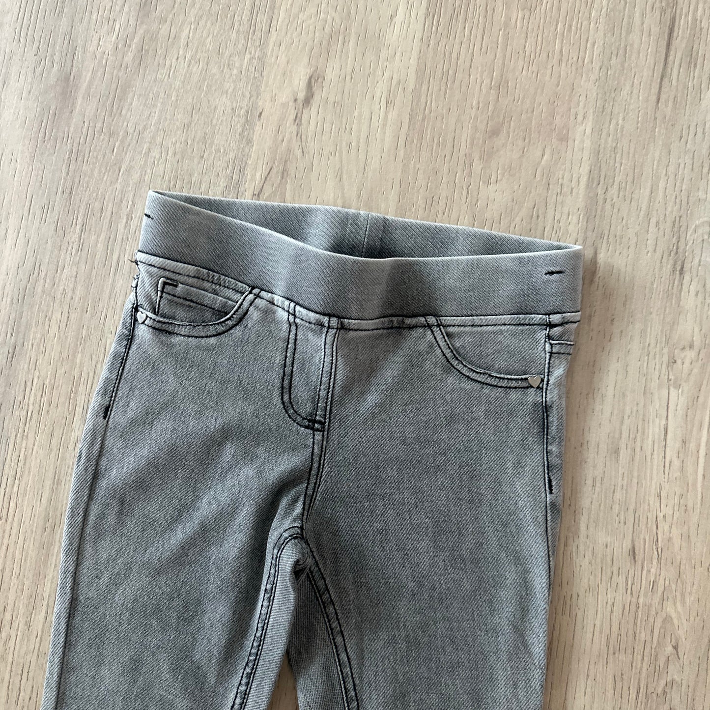 Pantalon C&A : 6 ans