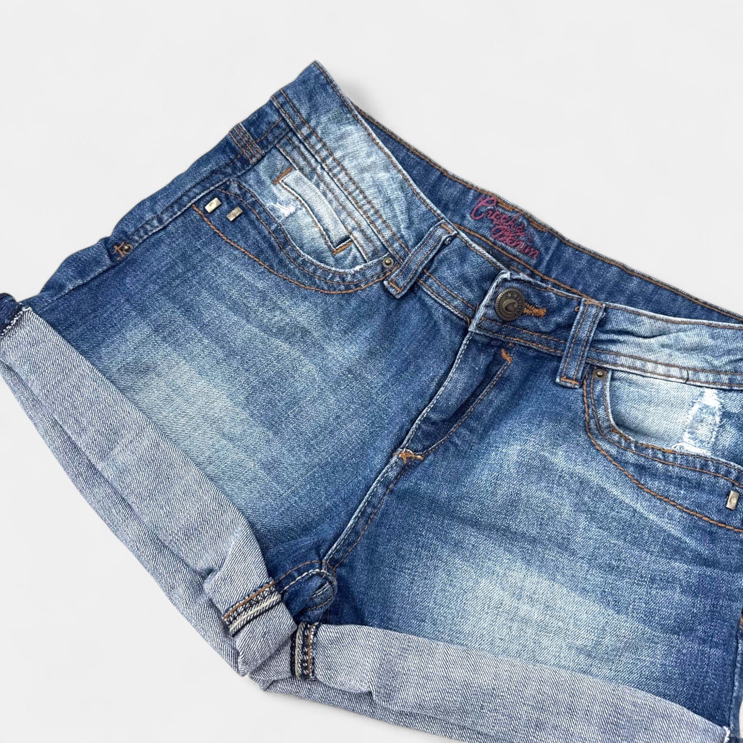 Short Creeks : 16 ans