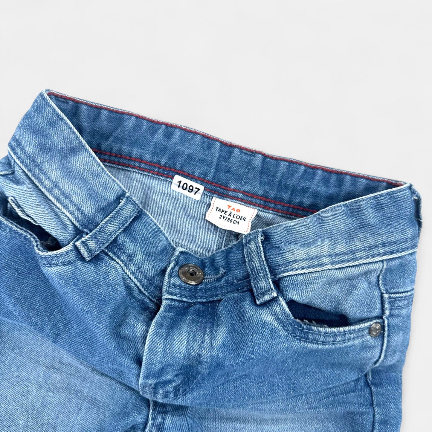 Short Tape à l'oeil : 24 mois