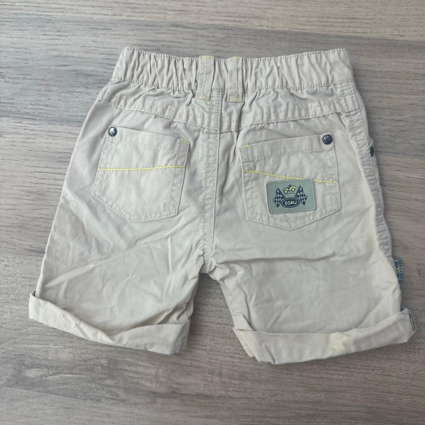 Short Sergent Major : 9 mois