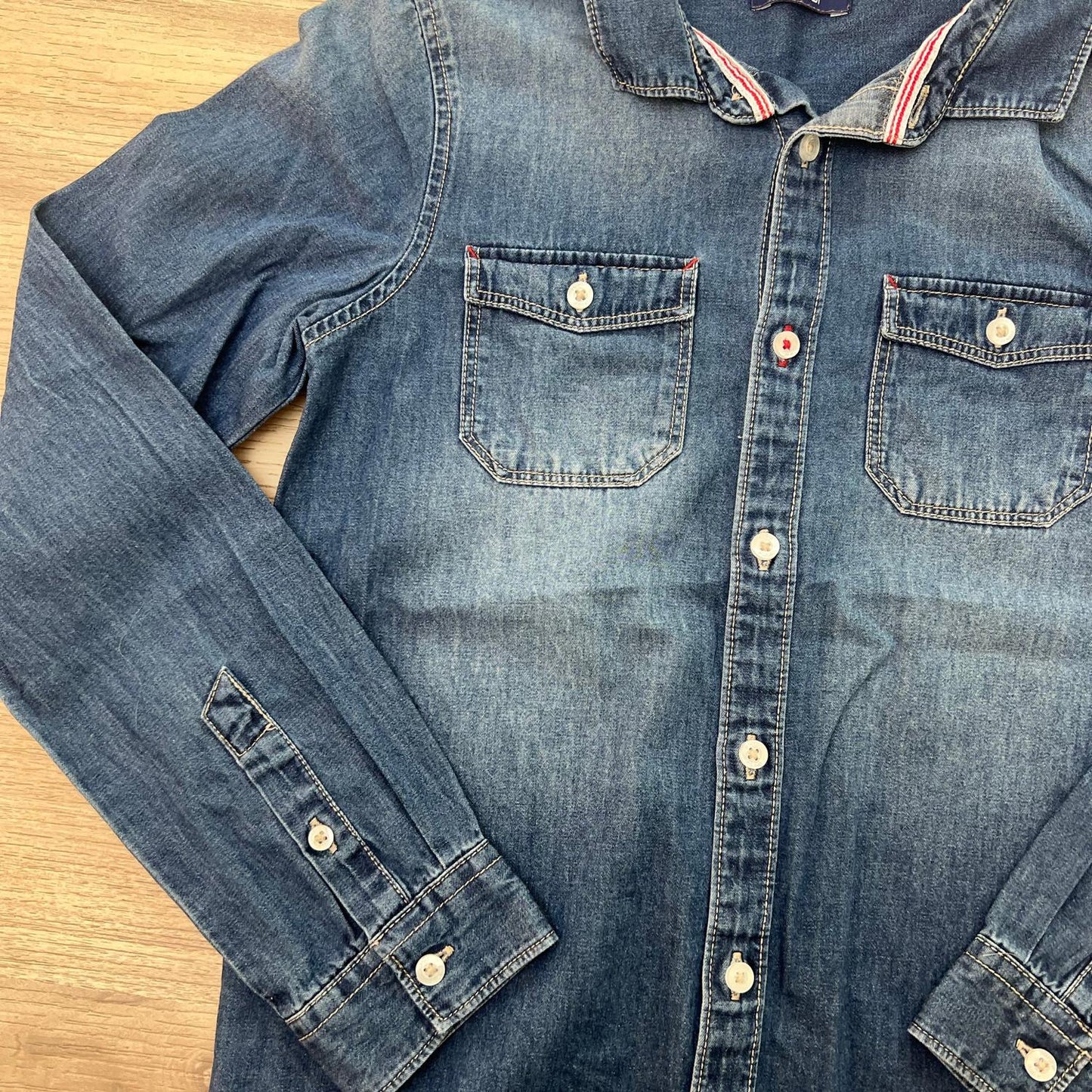 Chemise Okaïdi : 10 ans