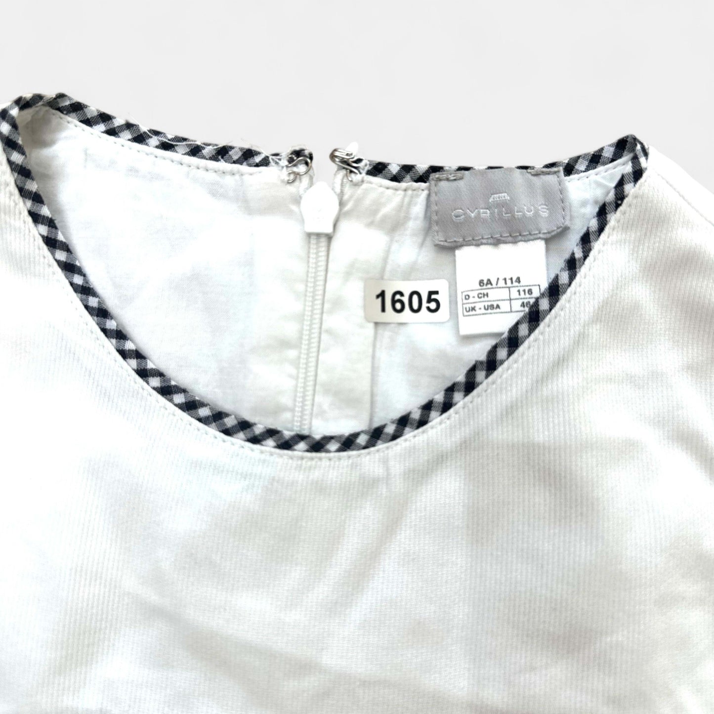 Robe Cyrillus : 6 ans