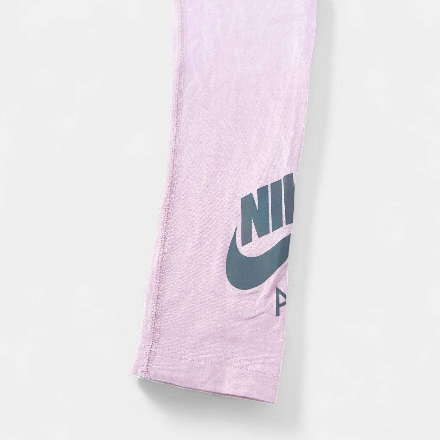 Pantalon Nike : 10 ans