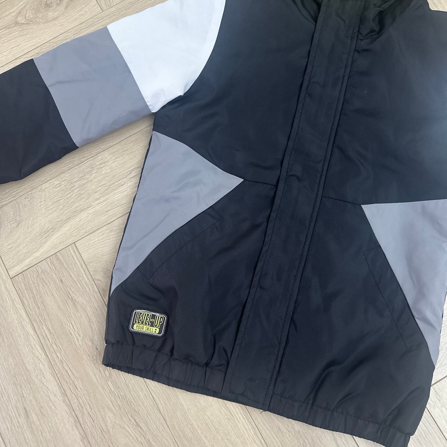 Veste / Manteau Tissaia : 8 ans
