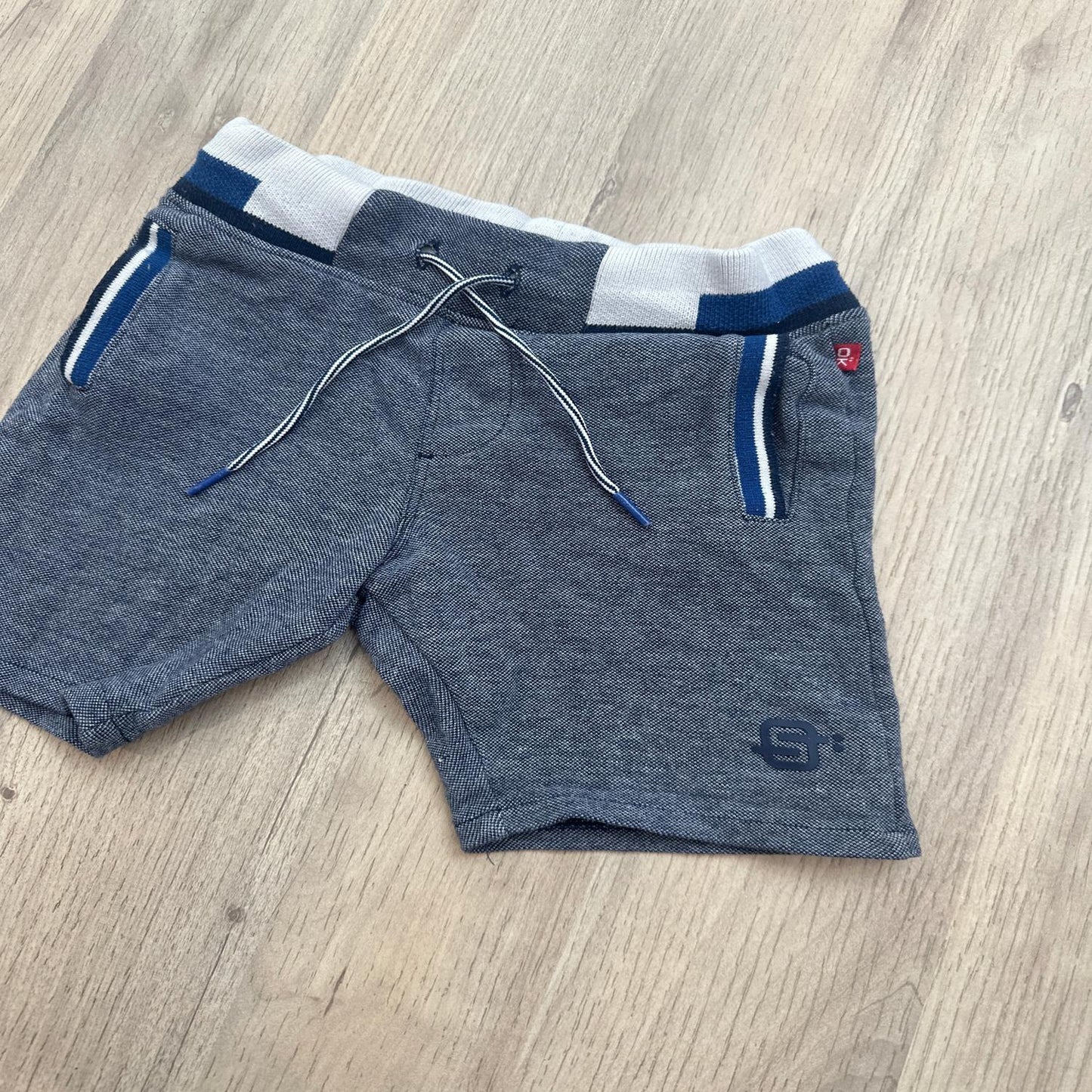Short Okaidi : 3 ans