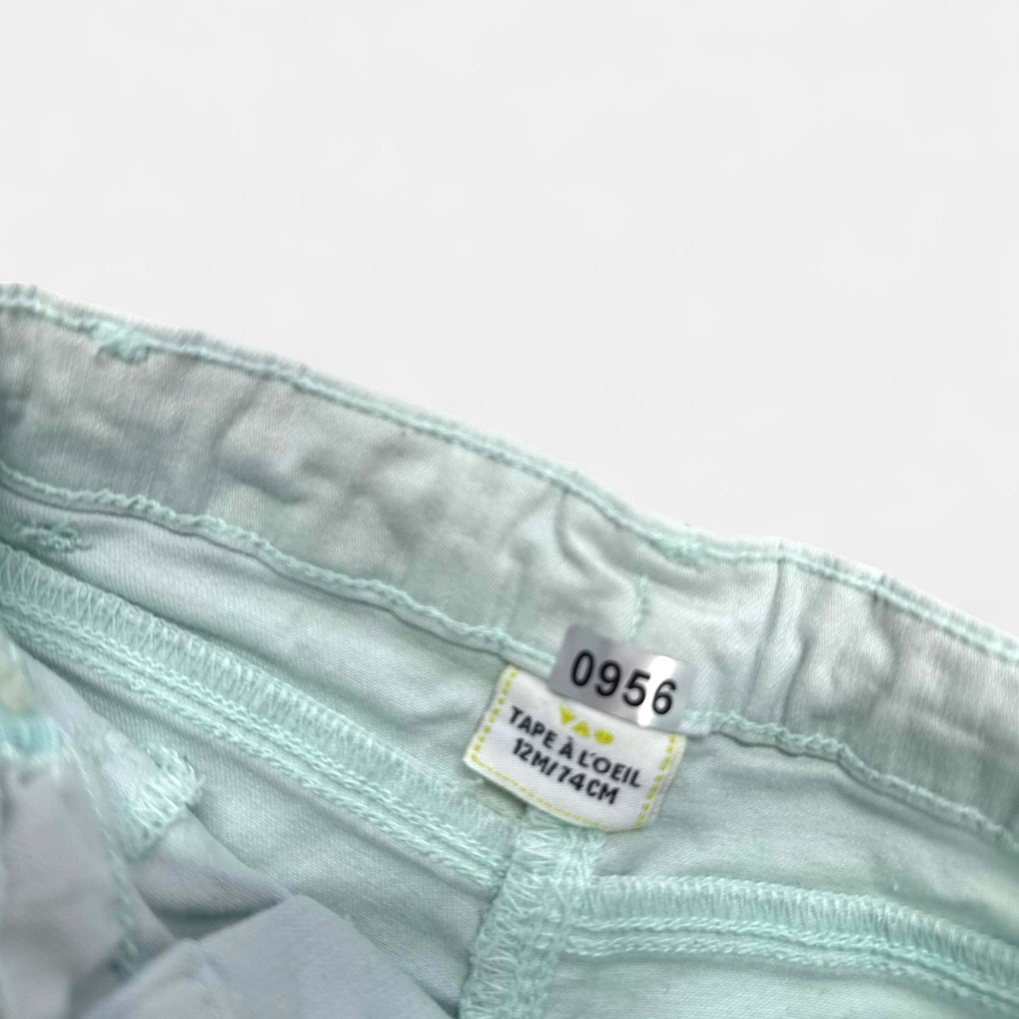 Short Tape à l'oeil : 12 mois