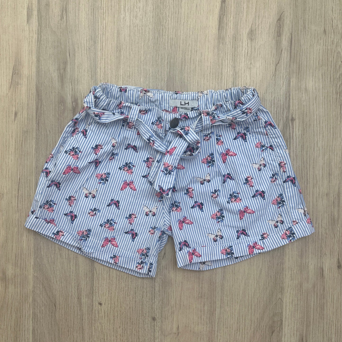 Short La Halle : 8 ans