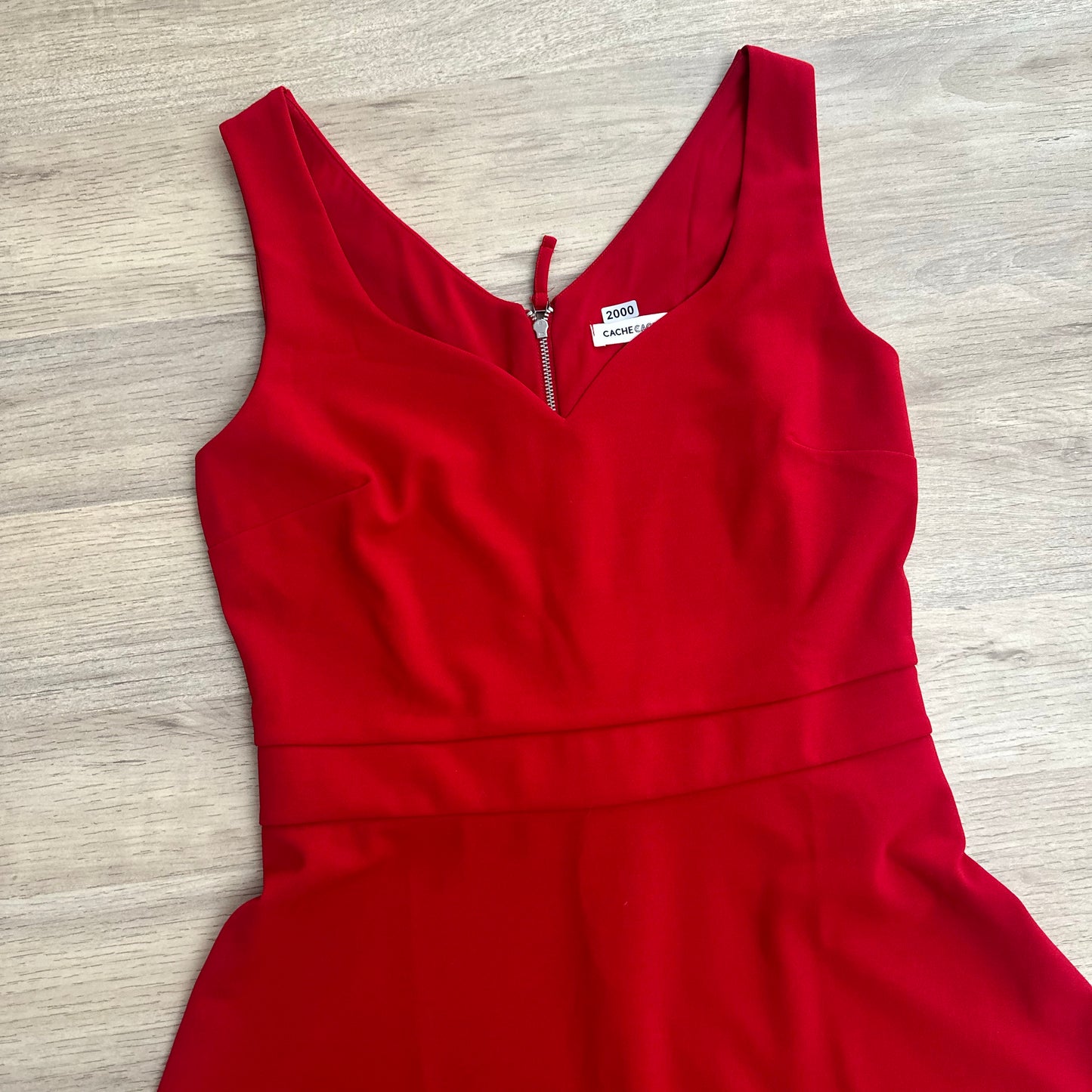 Robe Cache Cache : 16 ans