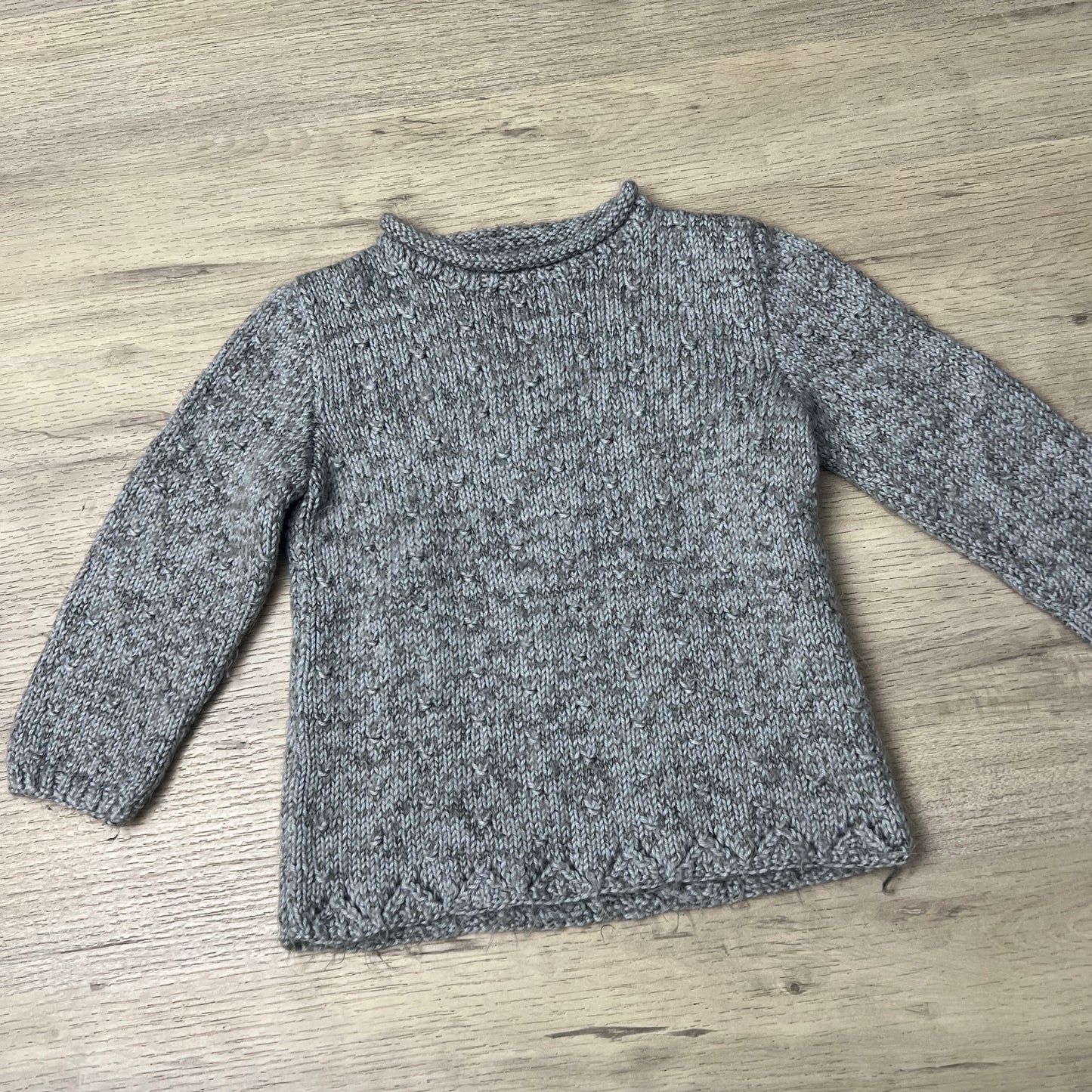 Pull fait main : 4 ans