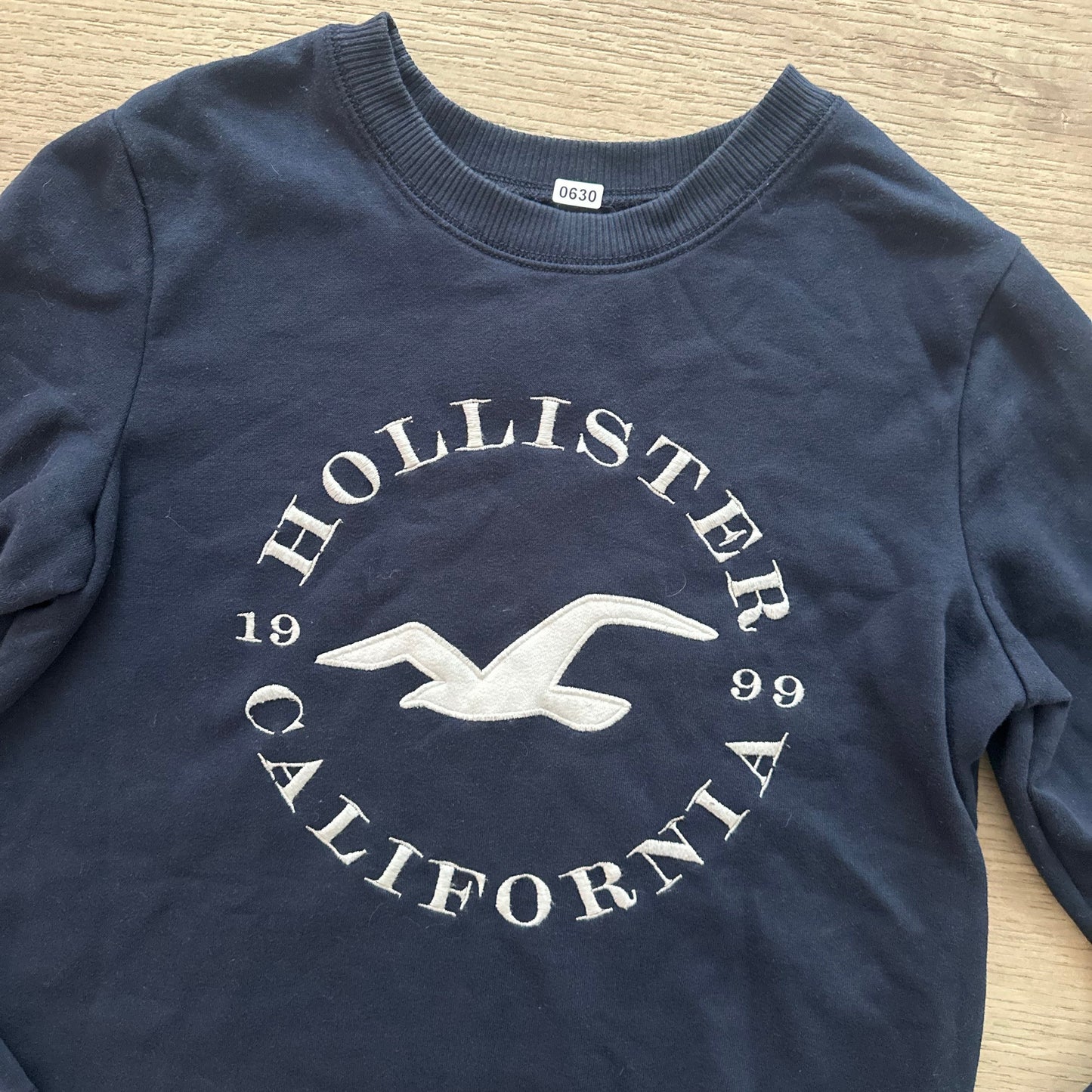 Pull Hollister : 14 ans