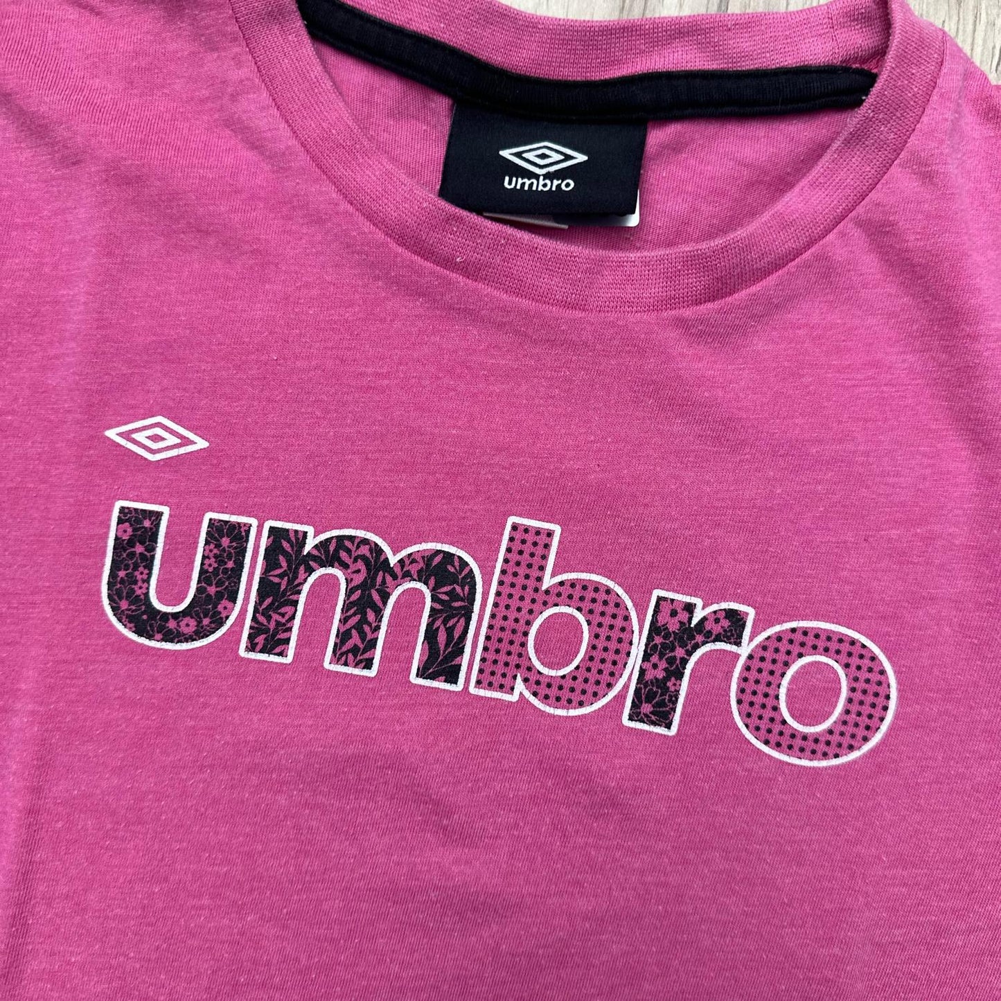 T-Shirt. Umbro : 12 ans