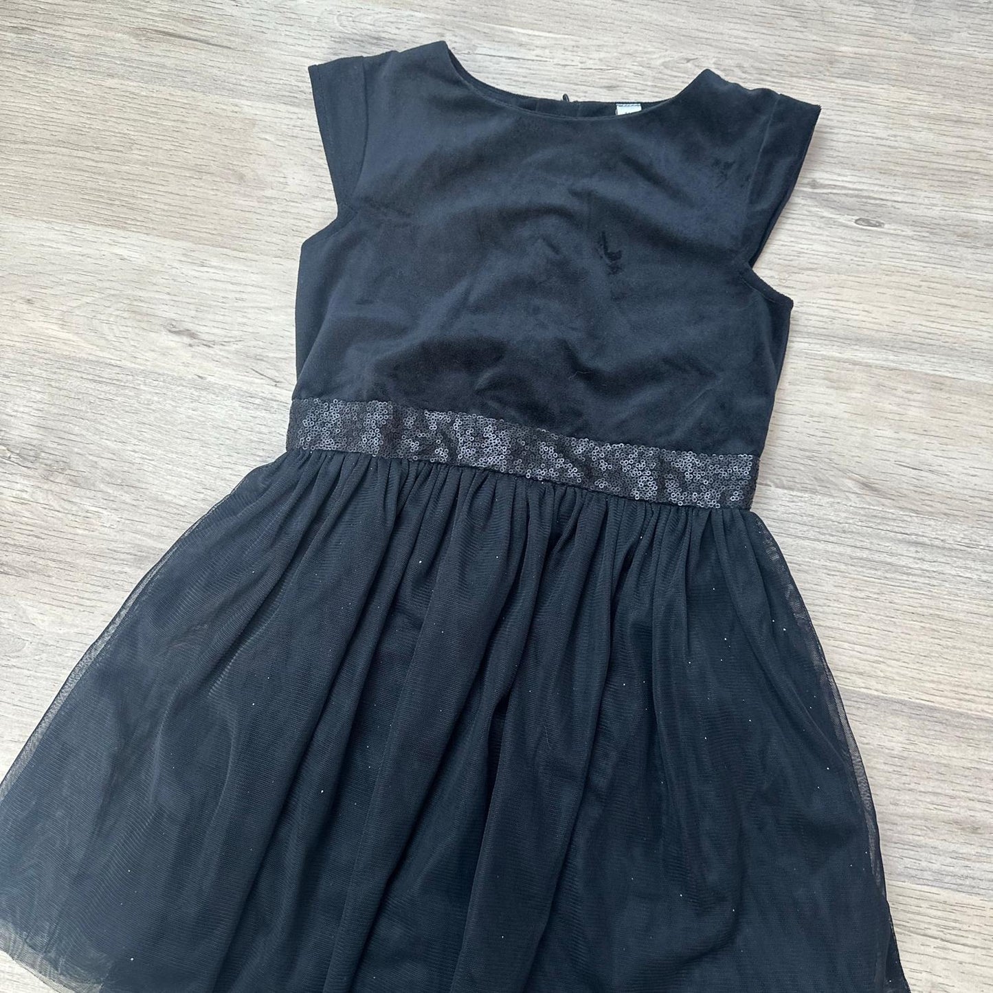 Robe Okaïdi : 8 ans