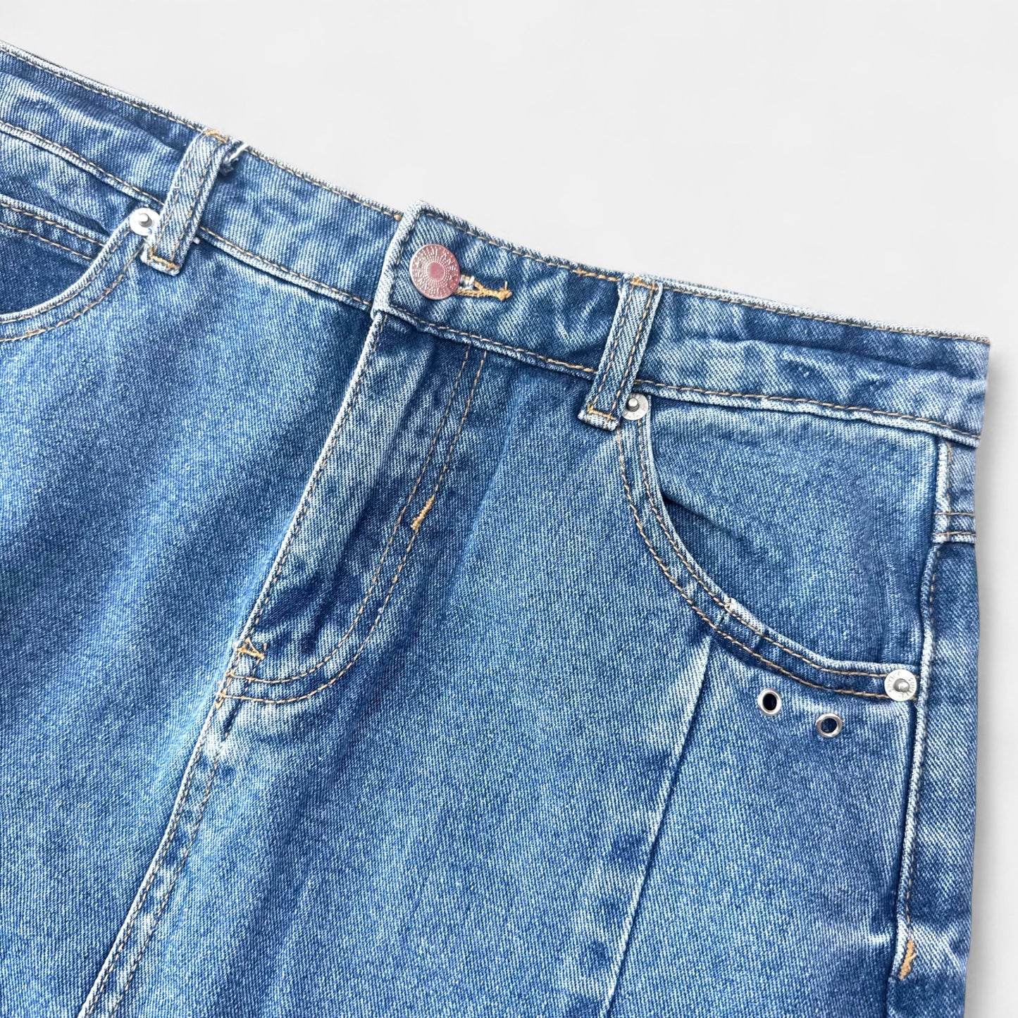 Jupe Jennyfer : 14 ans