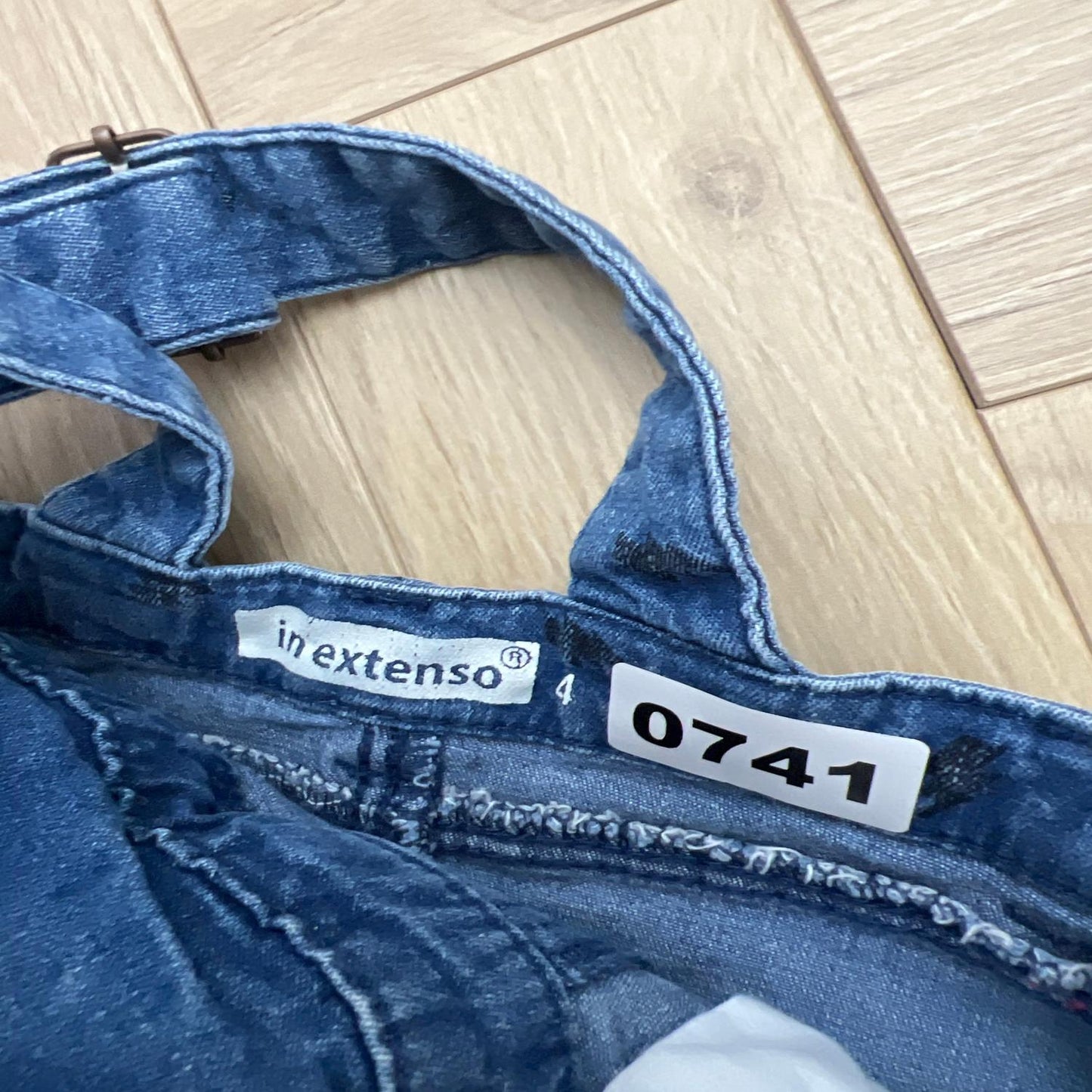 Robe salopette inextenso : 4 ans