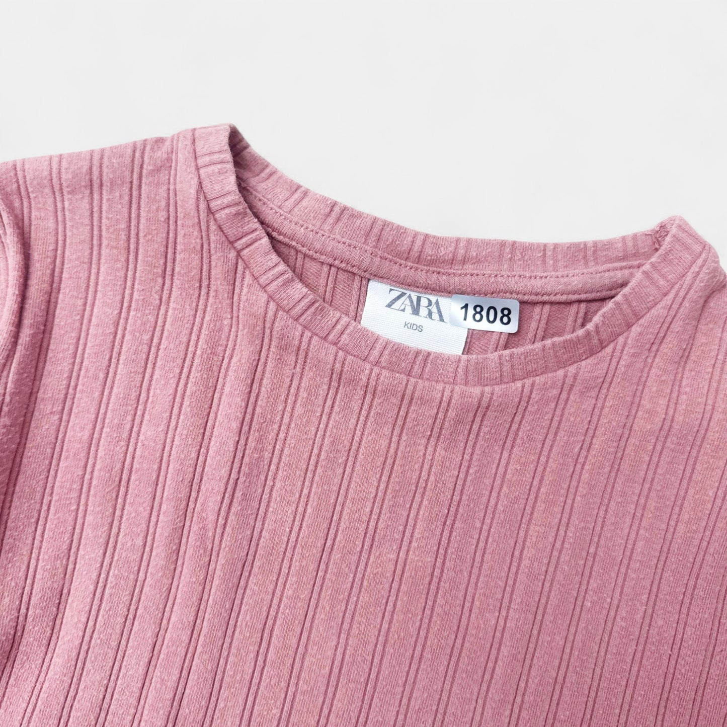 T-Shirt Zara : 7 ans