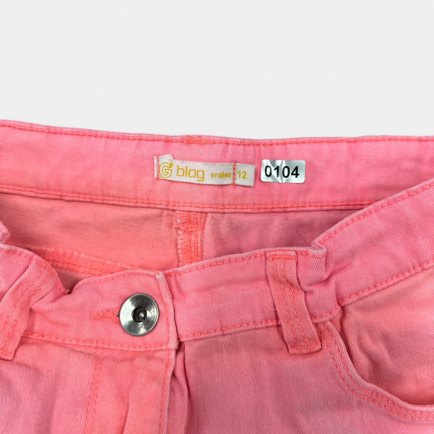 Short Gémo : 12 ans