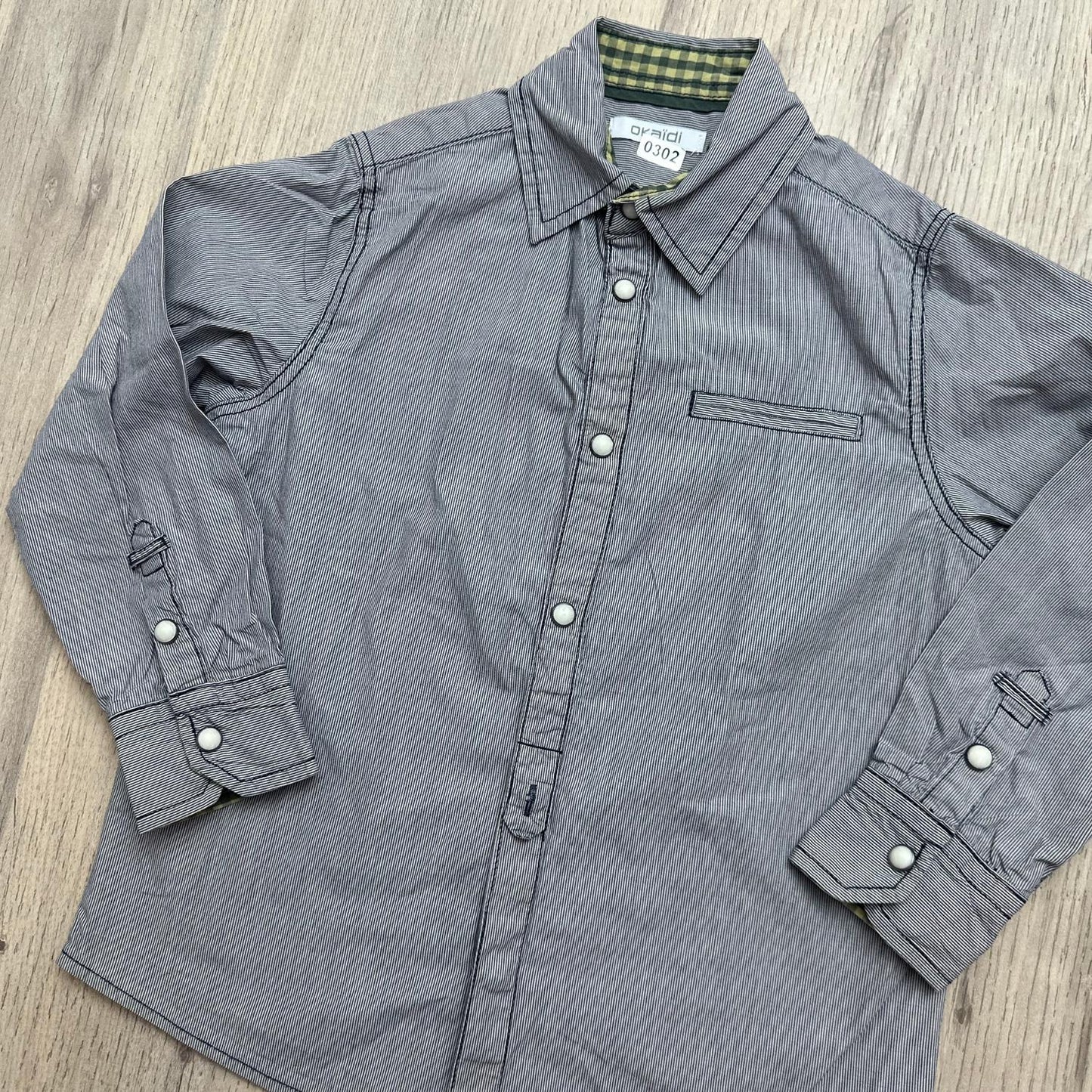 Chemise Okaïdi : 4 ans