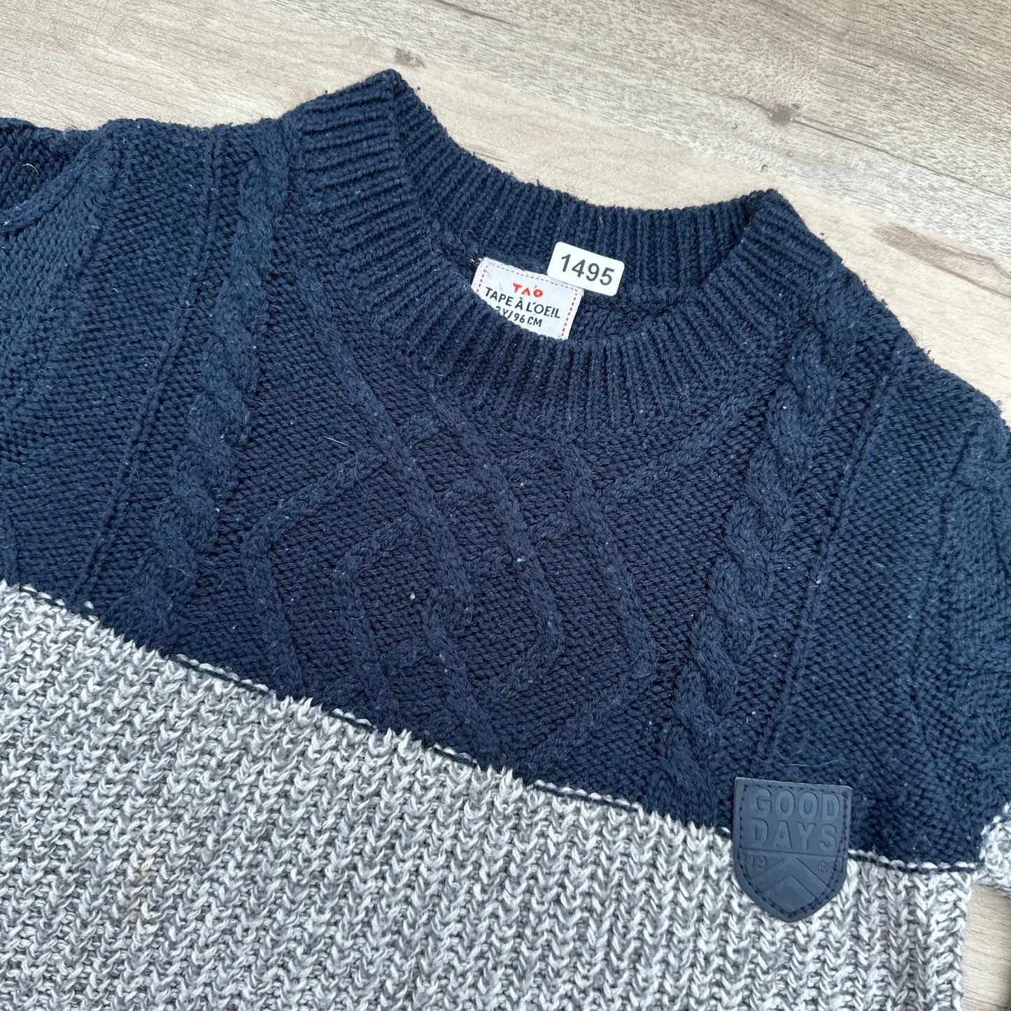 Pull Tape à l'oeil : 3 ans