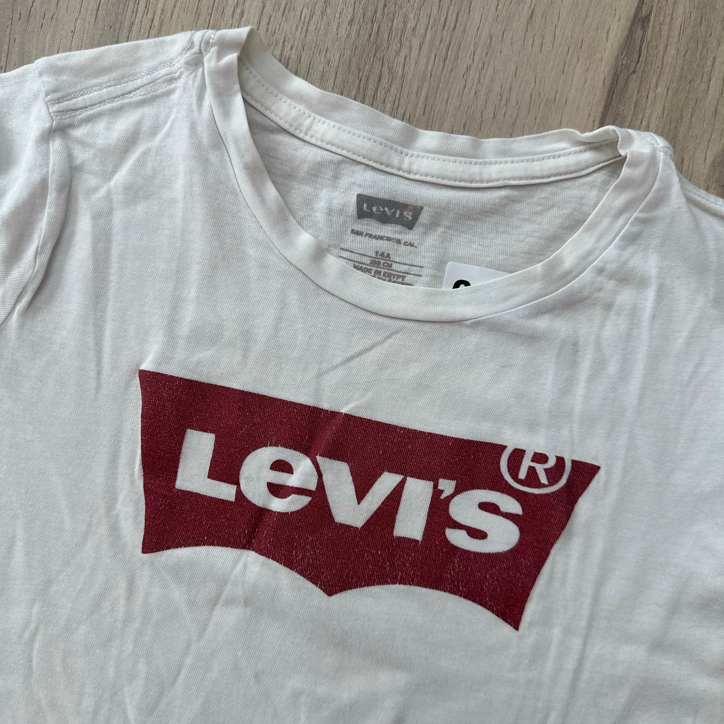 T-Shirt Levi’s : 14 ans