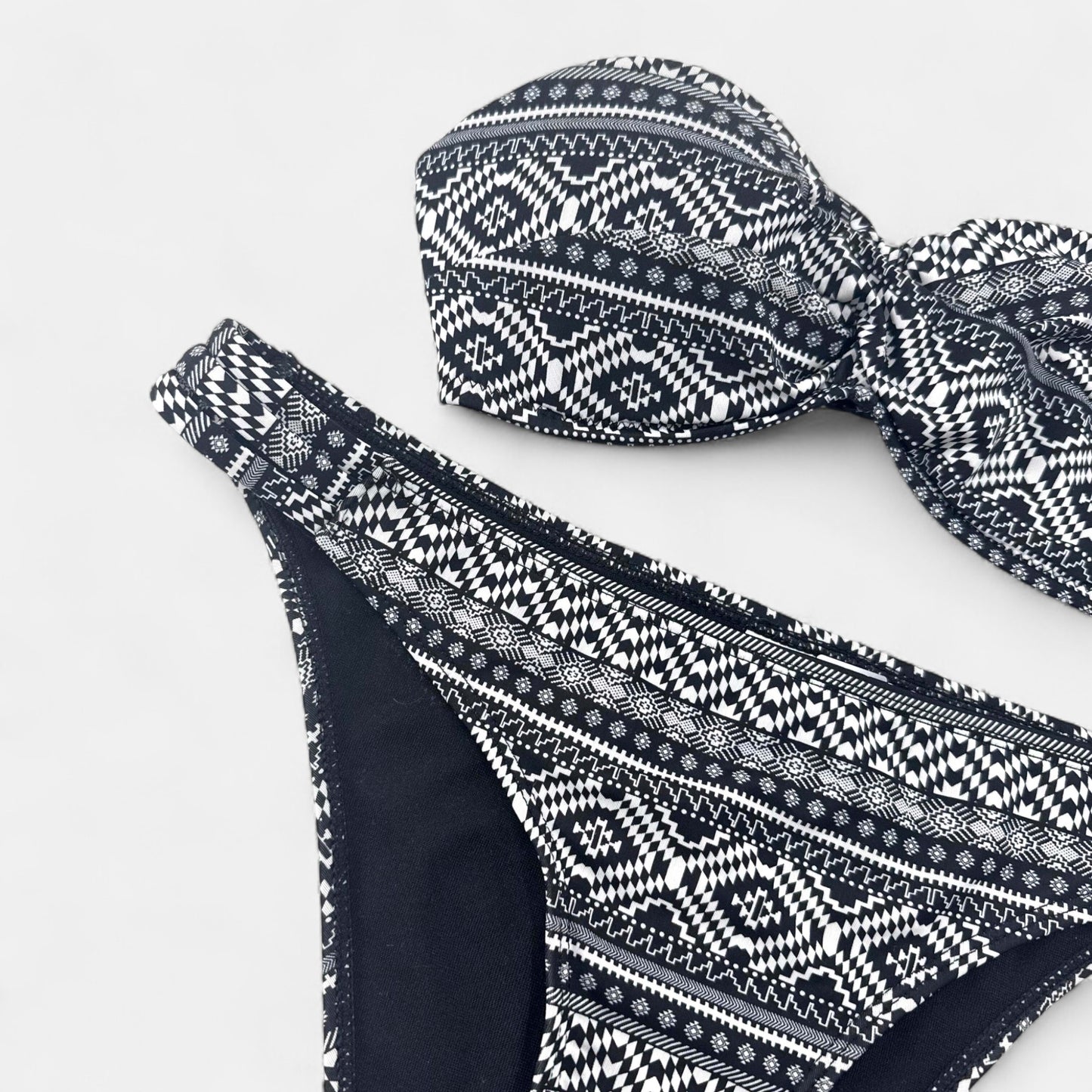 Maillot de bain Jennyfer : 16 ans