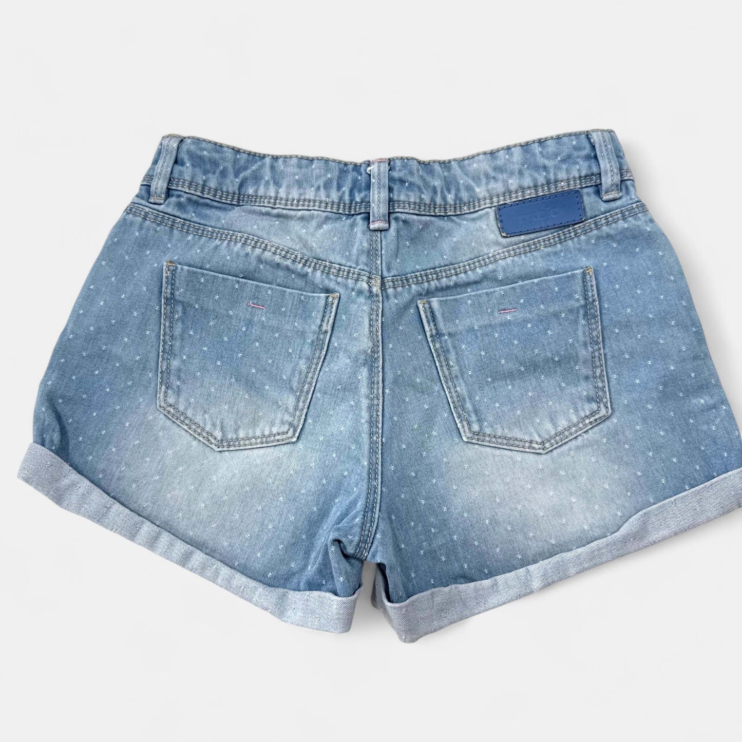 Short Okaïdi : 8 ans
