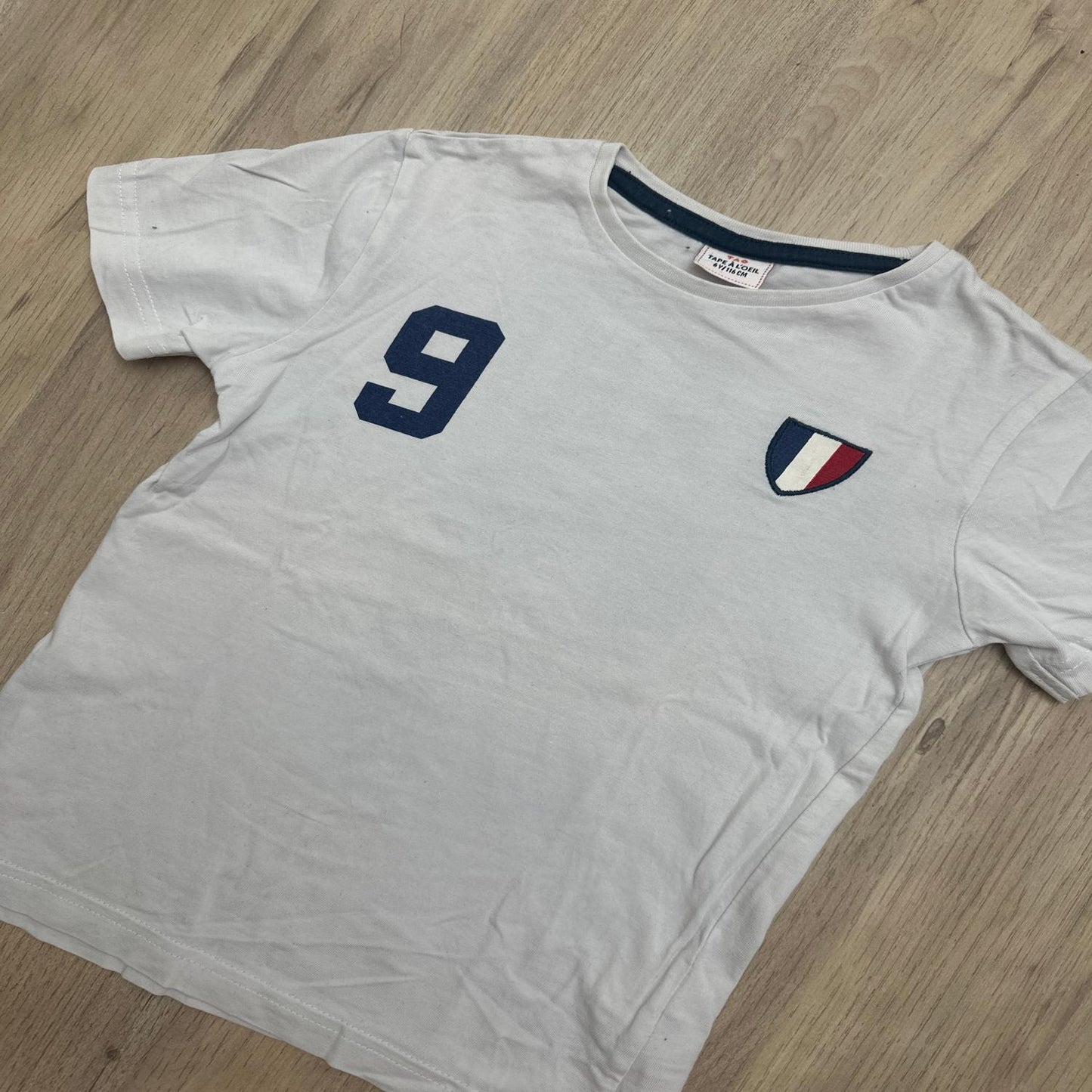 T-shirt tape à l’œil : 6 ans