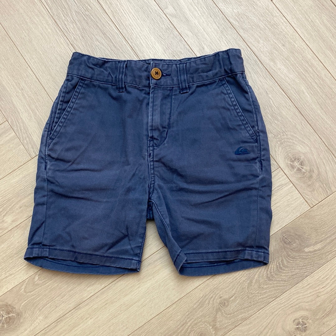 Short Quiksilver : 8 ans