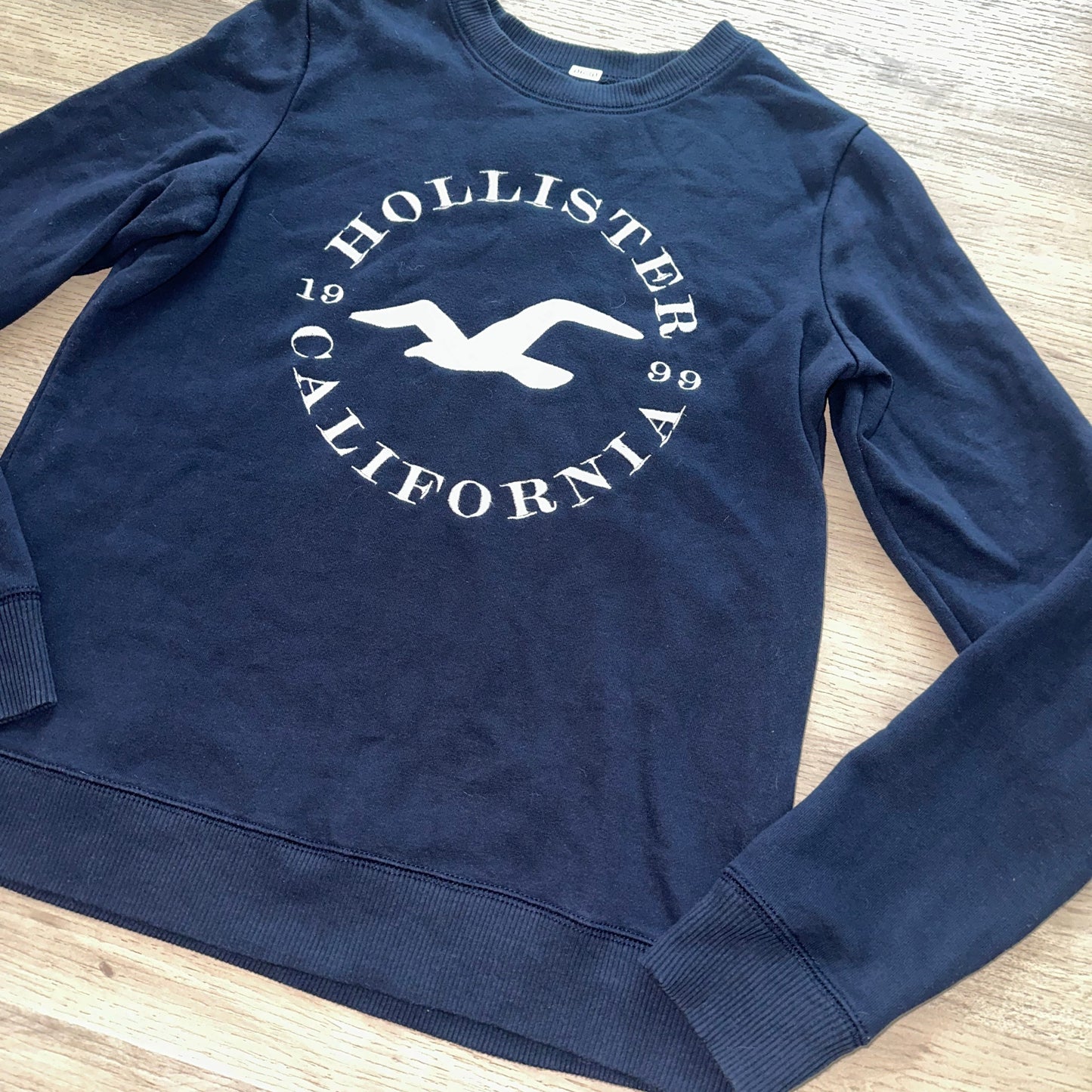 Pull Hollister : 14 ans