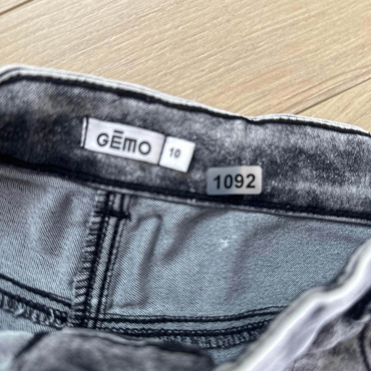 Pantalon Gémo : 10 ans