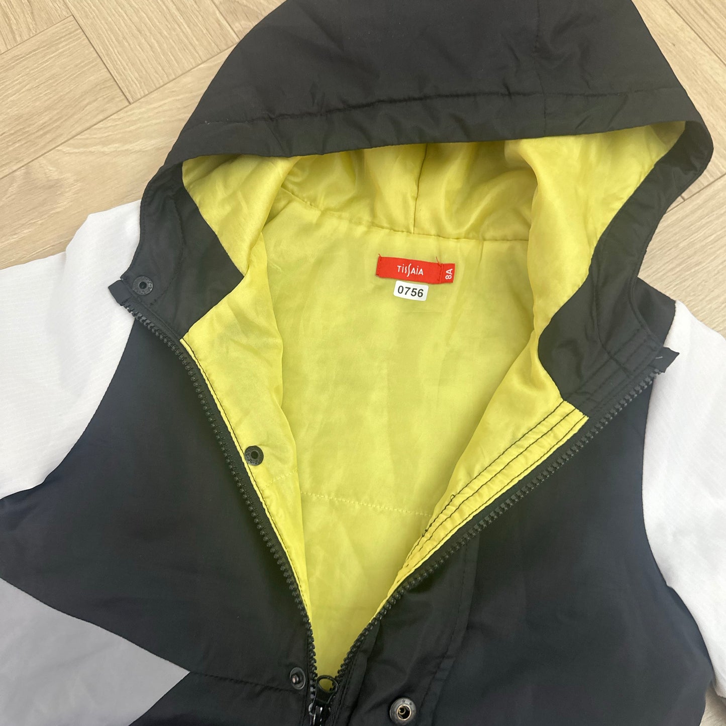 Veste / Manteau Tissaia : 8 ans