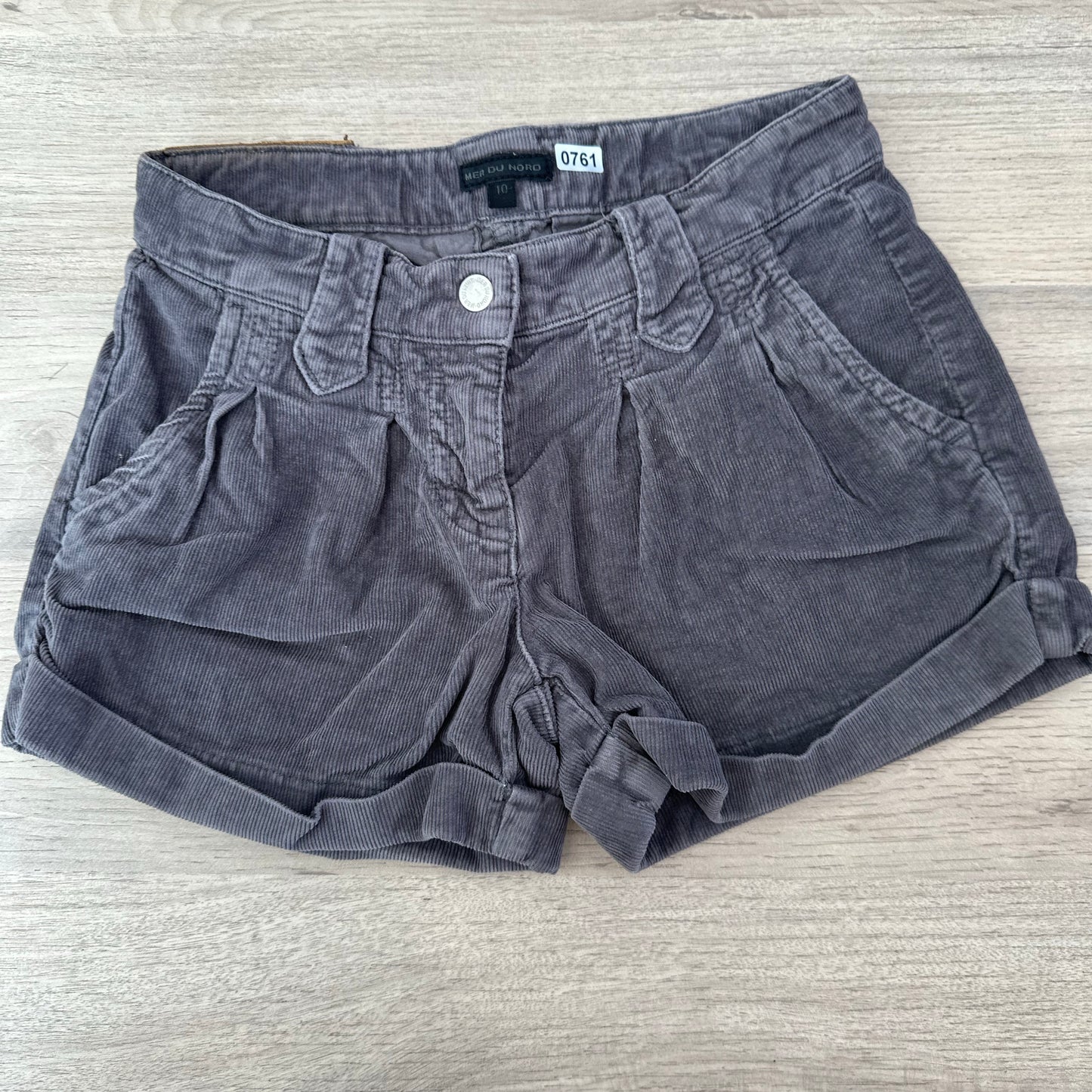Short velours mer du nord : 10 ans