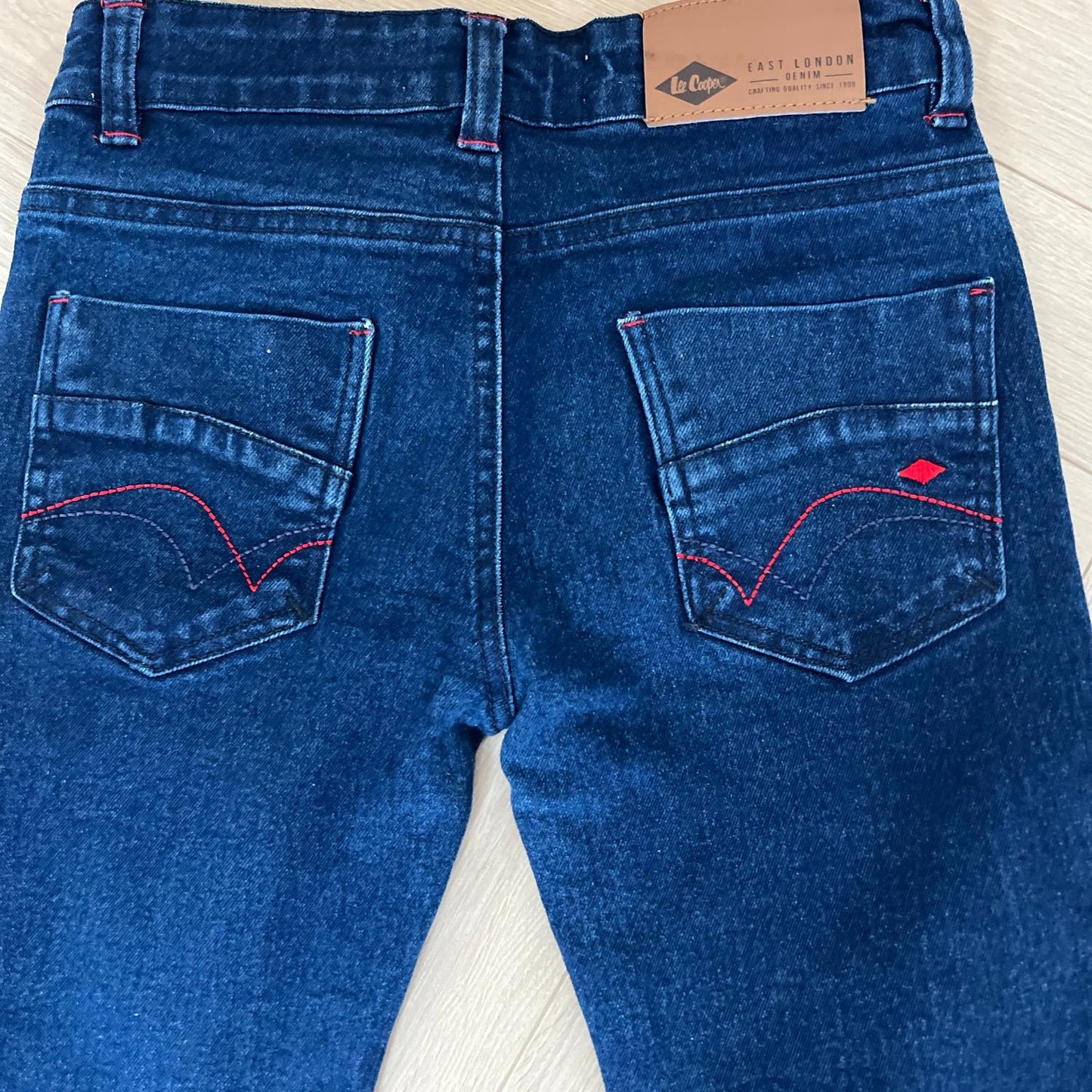 Pantalon Lee Cooper : 10 ans