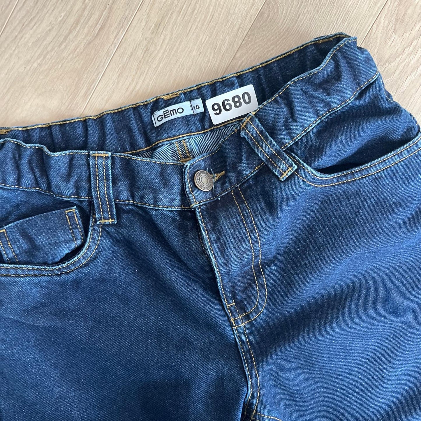 Pantalon Gémo : 14 ans