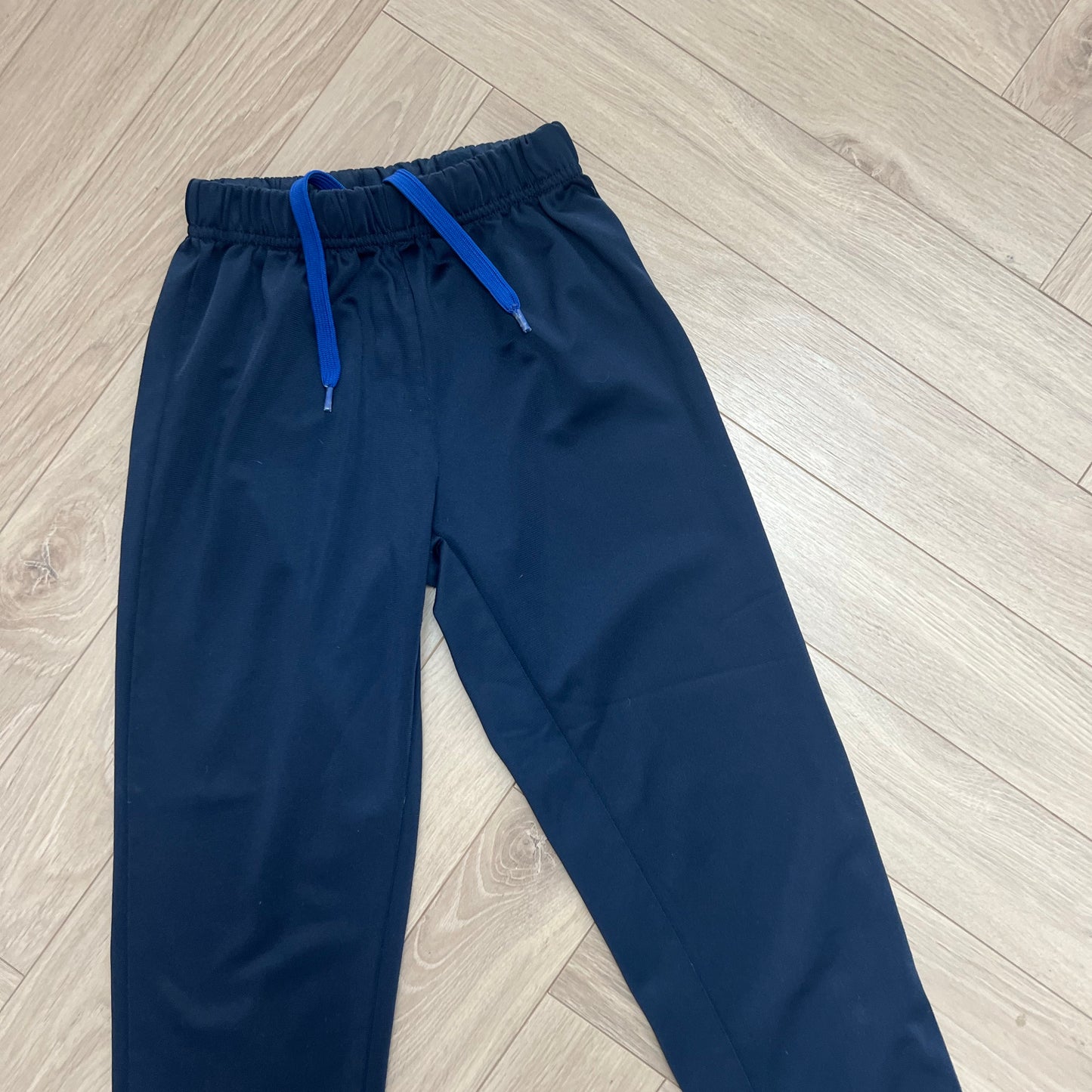 Pantalon Sport : 10 ans