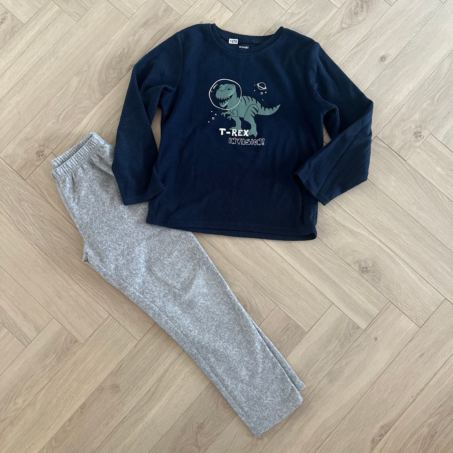 Pyjama velours Kiabi : 8 ans