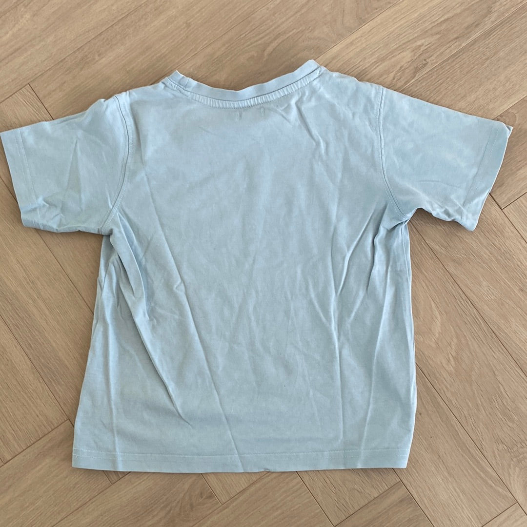 T-shirt tape-à-l’œil : 6 ans