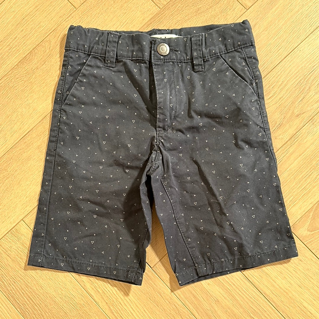 Short la halle aux vêtements : 4 ans