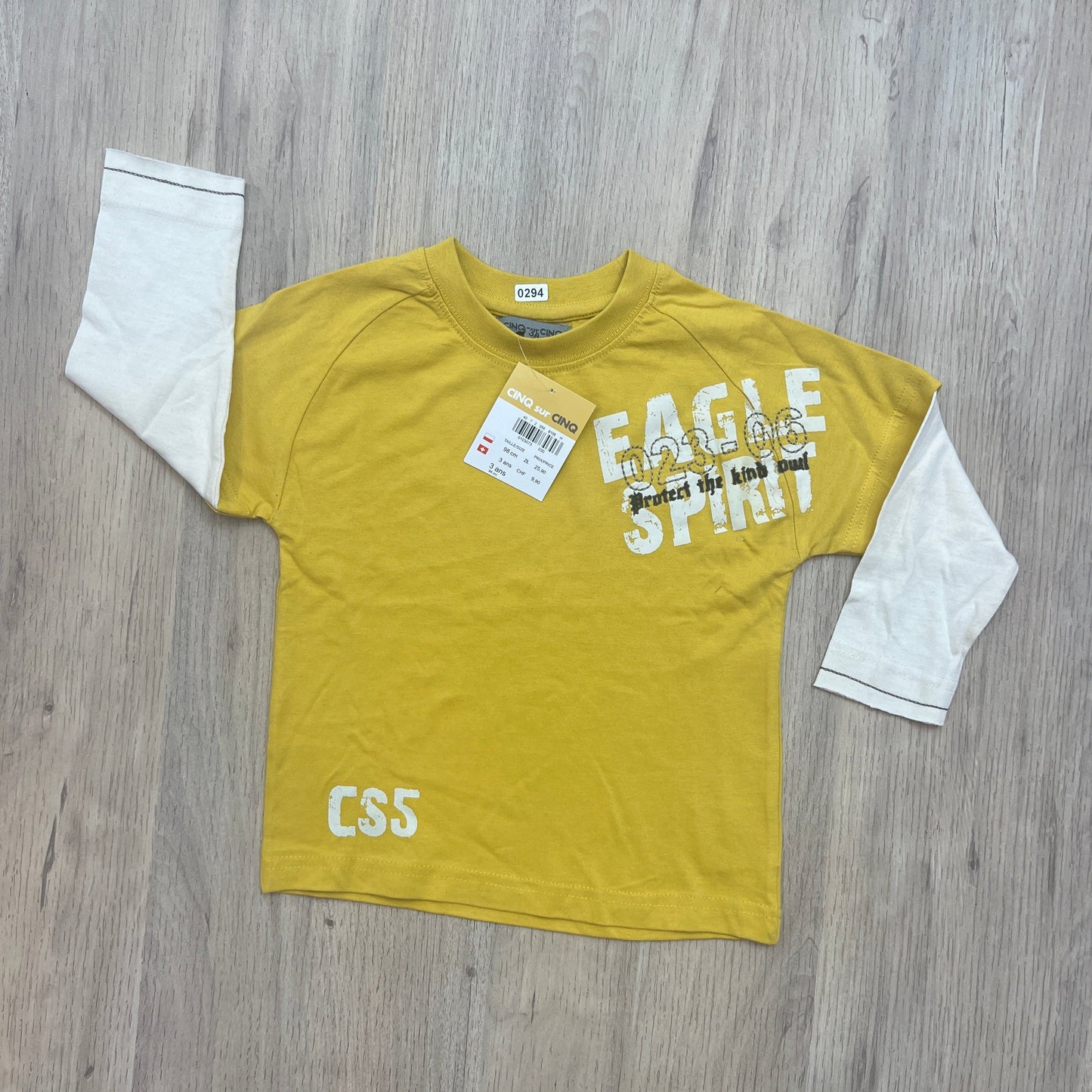 T-shirt 5 sur 5 : 3 ans